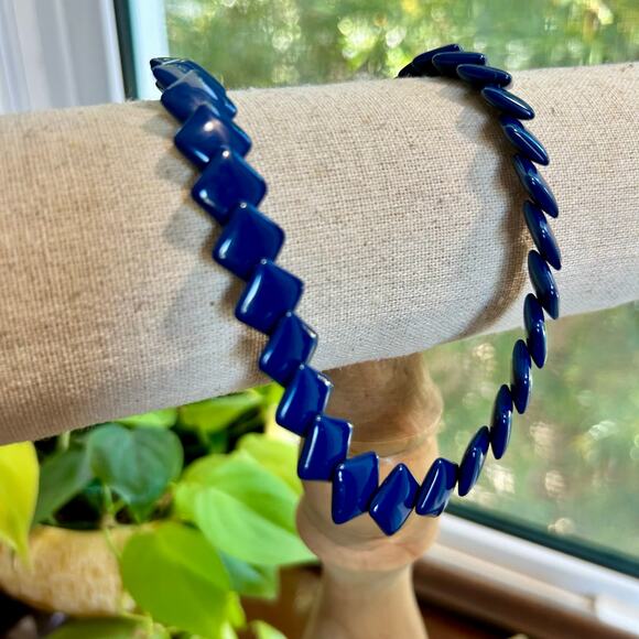 Vintage Navy Blue Square Beaded Trifari Necklace 16 Inch - Picture 5 of 13